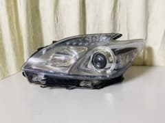 動作確認済み！トヨタ純正 ZVW30 プリウス用ヘッドライト（左側）のサムネイル