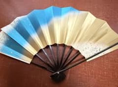 現在値下げ中【箱付き 新品未使用】日本舞踊 舞扇子 金・青 グラデーションのサムネイル