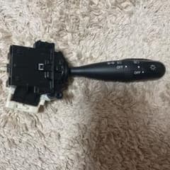 ダイハツ　タント L350S ウインカーレバーのサムネイル