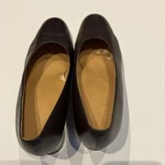 ダークブラウン レザー パンプス 中ヒールのサムネイル