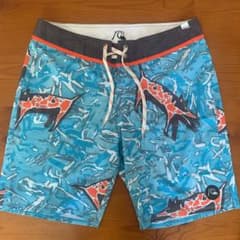 ☆クイックシルバーメンズ水着☆のサムネイル