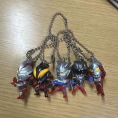 ウルトラマン フィギュア型キーホルダー 6体セットのサムネイル