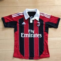 アディダス  サッカーのサムネイル