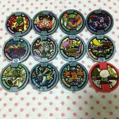 100円♪ 妖怪ウォッチ 妖怪メダル いろいろセットのサムネイル