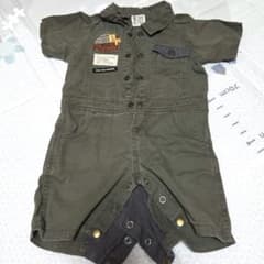 ONE PAR HOMME カーキ ロンパース 80cmのサムネイル