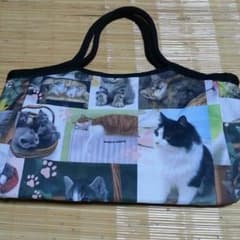 ねこ柄トートバックのサムネイル