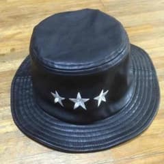 Whiteland Blackburn - スター バケットハットのサムネイル