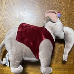 ディズニー アラジン アブー 象 BIG ぬいぐるみ 全長40㎝程度 - メルカリ