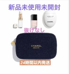 ❗️週末値下げ中❗️CHANEL シャネル コスメ ポーチ ホリデー限定 