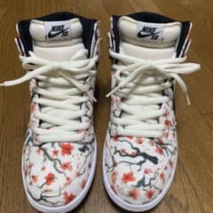 NIKE SB DUNK チェリーブロッサムのサムネイル