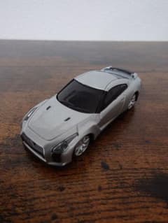 UCC 1/64 日産 スカイライン GT-R