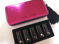 【未使用】MARC JACOBS ミニリップ　化粧ポーチ　セットのサムネイル