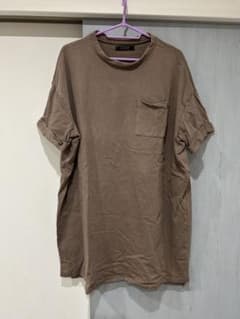 SUREVE 半袖Tシャツ ブラウン ポケット付きのサムネイル
