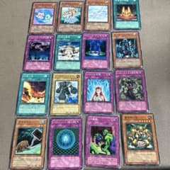 遊戯王OCG カード 16枚セットのサムネイル