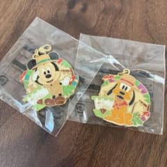 東京ディズニーリゾート ゲーム景品 ピンバッジ ミッキー＆プルート 2個セットのサムネイル