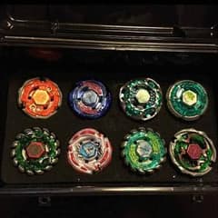 セール中❗️ベイブレードセット‼️のサムネイル