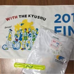 福岡マラソン2016  参加Tシャツとフィニッシャータオルのサムネイル