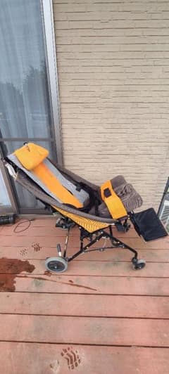 群馬県引き取り限定【カワムラサイクル】障害児用バギー（ティルト機能付きオレンジ） 値下げ】群馬県引き取り限定【カワムラサイクル】障害児用バギー