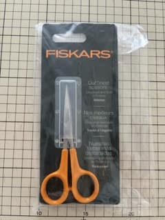 Fiskars 細工用はさみのサムネイル
