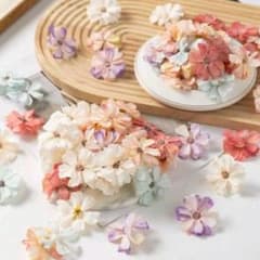 多彩な色の合成素材造花セットのサムネイル