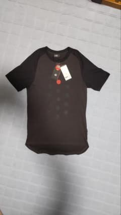 umbro　アンブロ　半袖Ｔシャツ　正規品のサムネイル