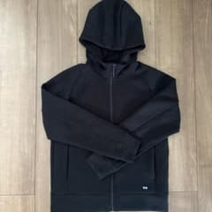 UNIQLO フード付きパーカー 150 ブラックのサムネイル