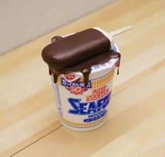 カップヌードルクエスト　フタ止めのサムネイル