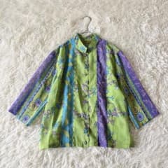 未使用級✨オレボレブラ/アルベロベロ　ブタさんシアーシャツ　アニマル釦　ビーズ 未使用級✨オレボレブラ/アルベロベロ ブタさんシアーシャツ アニマル