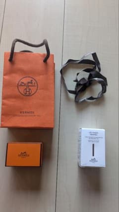 HERMES LES MAINS HERMES ネイルオイルのサムネイル