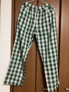 【emi +】チェック柄カジュアルパンツのサムネイル