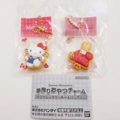 【匿名配送】サンリオ 手作りおやつチャーム アイシングクッキー 2種のサムネイル