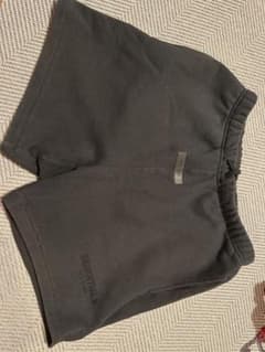 ESSENTIALS ブラック スウェットショートパンツ Mのサムネイル