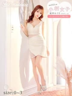 ホワイトタイトフィットミニドレスのサムネイル