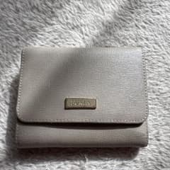 FURLA グレー 三つ折り財布のサムネイル