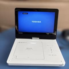 TOSHIBA REGZA ポータブルDVDプレーヤーSD-P1010S - メルカリ