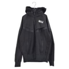 【即完売】NIKE × sacai フルジップフーディ　パーカーのサムネイル