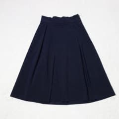 美品✨UNTITLED アンタイトル フレアスカート ネイビー サイズ1のサムネイル