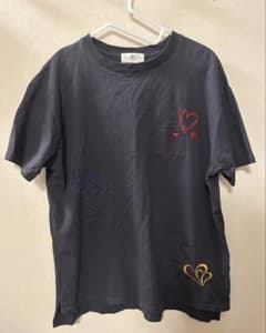 お値下げ中！Tシャツのサムネイル