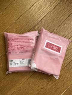 【S様専用】シャルレ　のびーるハイソックス　白4足のサムネイル