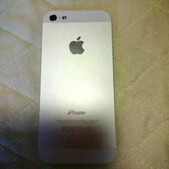 【超美品】iPhone5 32GB シルバー SoftBankのサムネイル