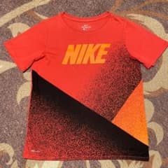 NIKE ナイキ Tシャツ160cmのサムネイル