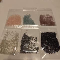 シードビーズ 6色セット 手芸用のサムネイル