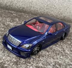 クラウン　プラモデルのサムネイル
