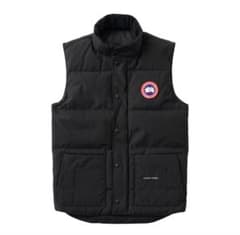 ゆうゆう様専用　Canada Goose カナダグース　ダウンベスト　ブラックのサムネイル