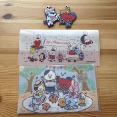 BT21 세트 (고무 매력 및 클리어 파일)