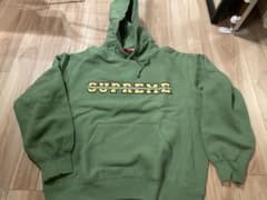 SUPREME ロゴパーカー Mのサムネイル