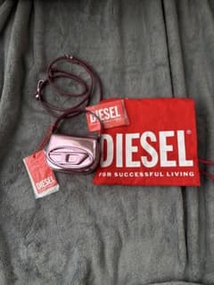 DIESEL ピンク ミニワンダーバッグのサムネイル