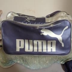 PUMA エナメルバッグ ネイビー×シルバーのサムネイル