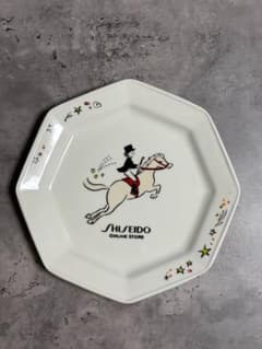 【新品】非売品　資生堂オンラインストア八角プレート　(星イラスト)のサムネイル