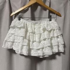 フリル ショートパンツ ホワイトのサムネイル